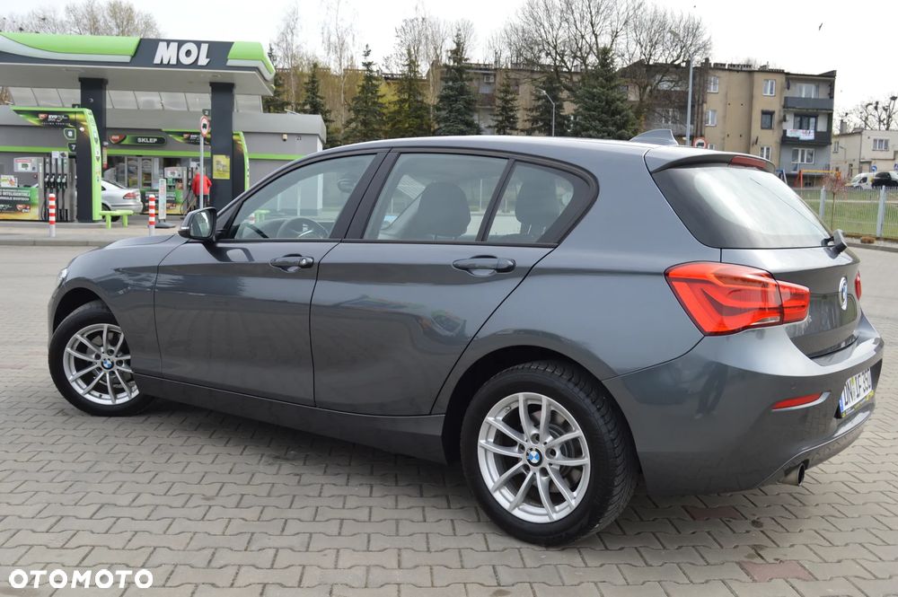 BMW Seria 1 118i Sport Line - 21