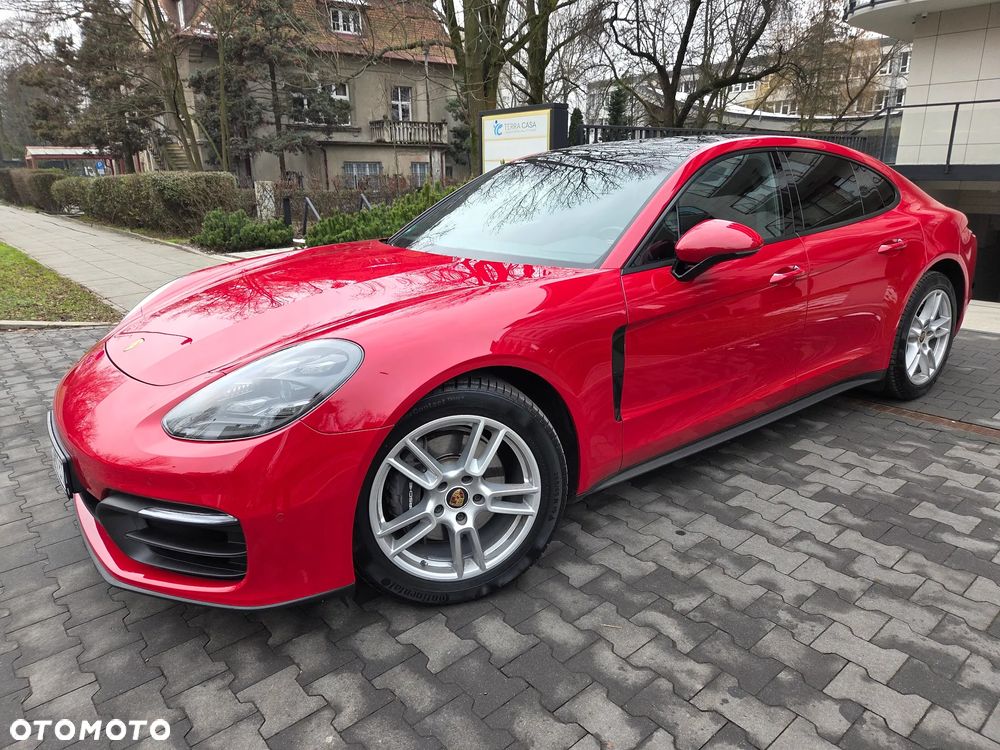 Porsche Panamera 4 - 27