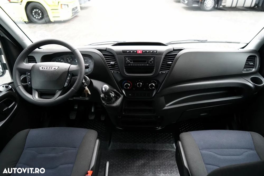 Iveco DAILY 35-140 / BASCULATOR / CU TRACȚIE MÂNĂ / DOUĂ TRACȚII / MANUAL / 6 LOCURI / - 29