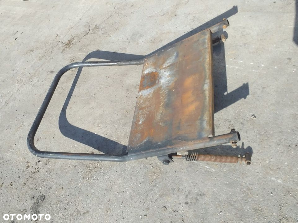 ODRZUTNIK BEL PRASA NEW HOLLAND BR7070 180R 2009R - 3
