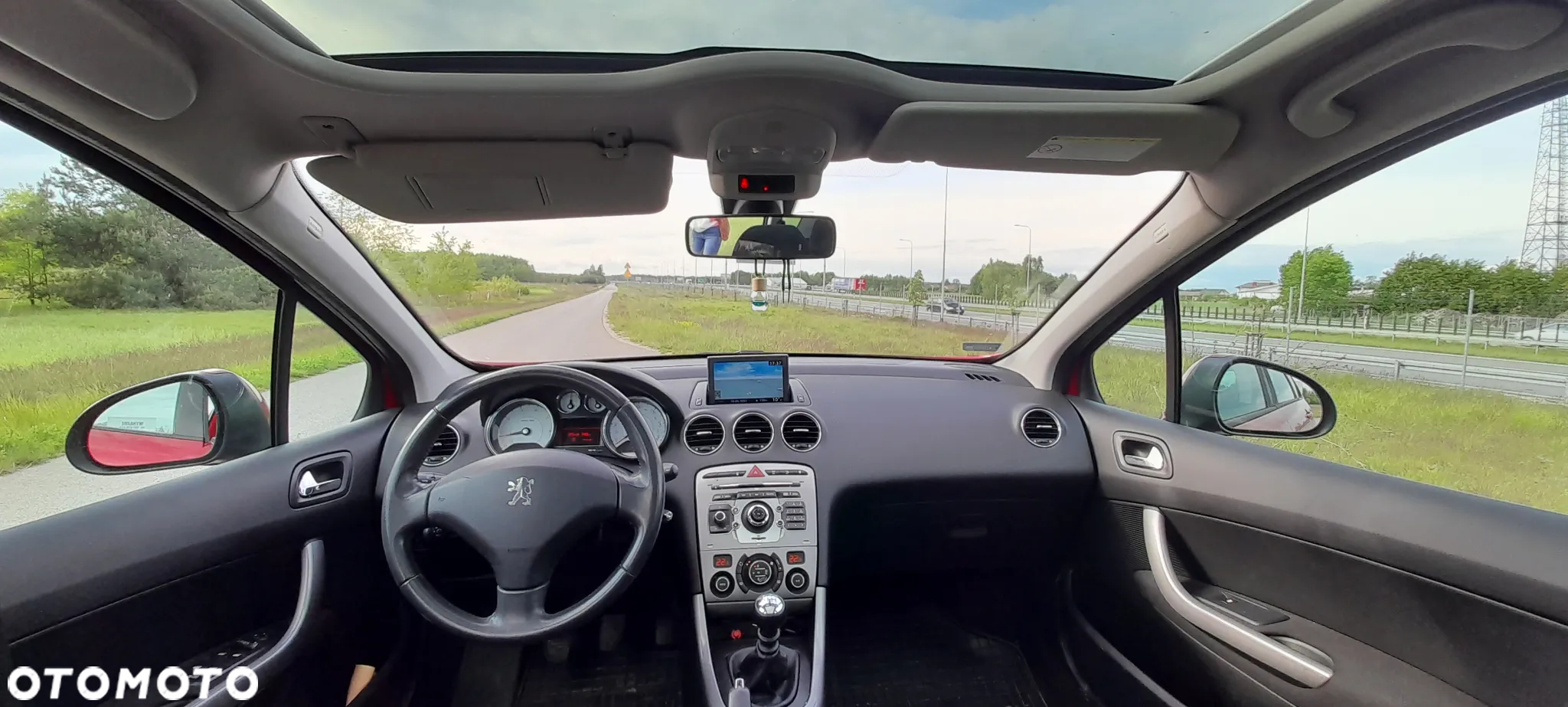 Peugeot 308 1.6 Premium Plus - 9