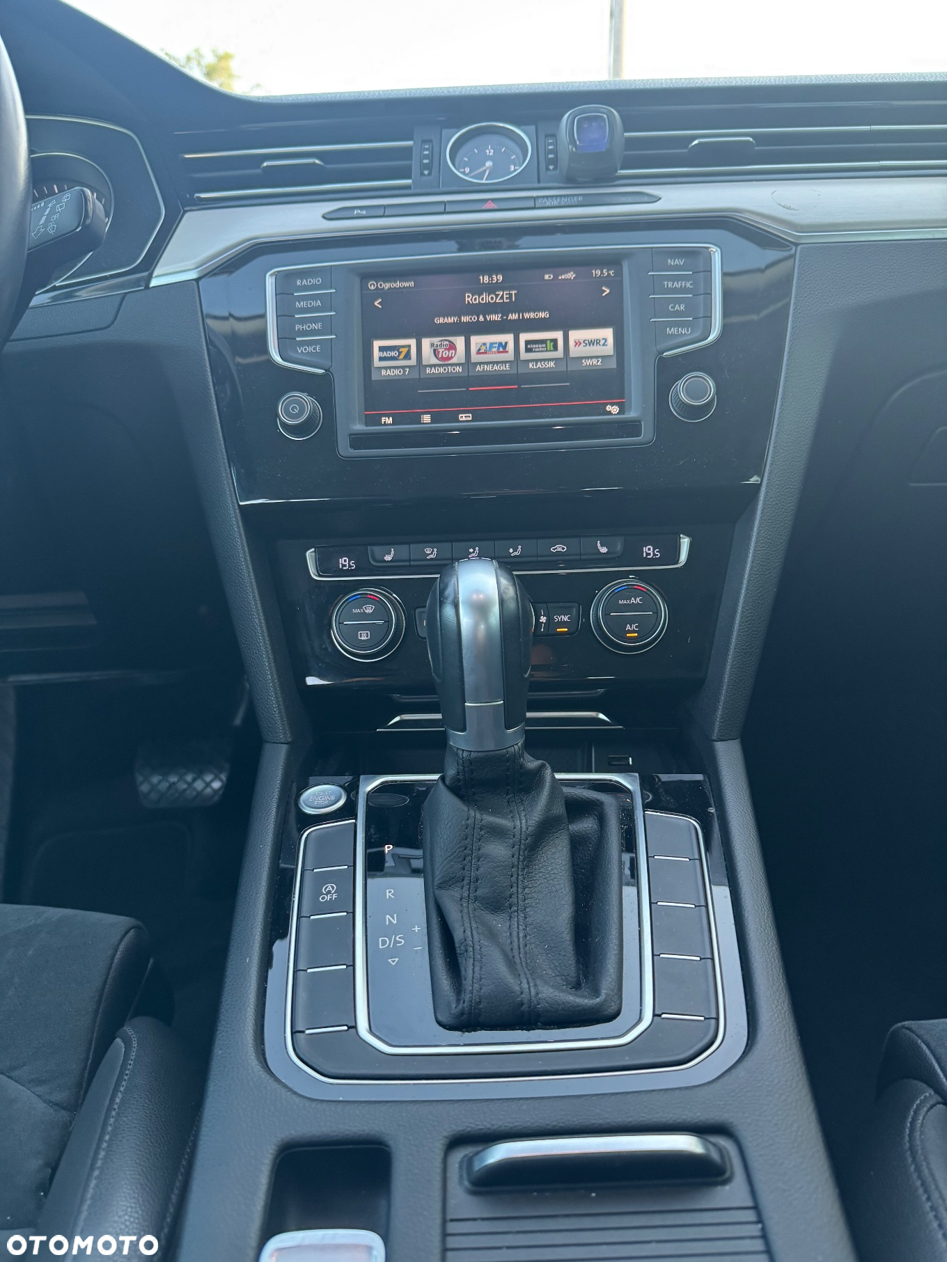 Volkswagen Passat 2.0 TDI BMT Highline DSG - 18