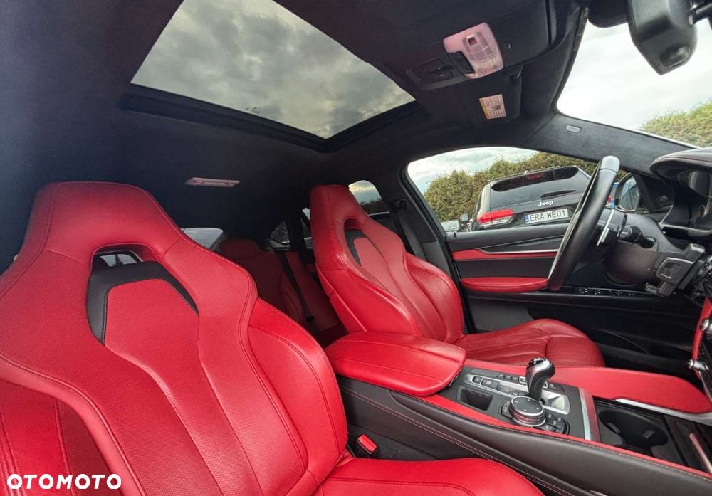 BMW X6M - 19
