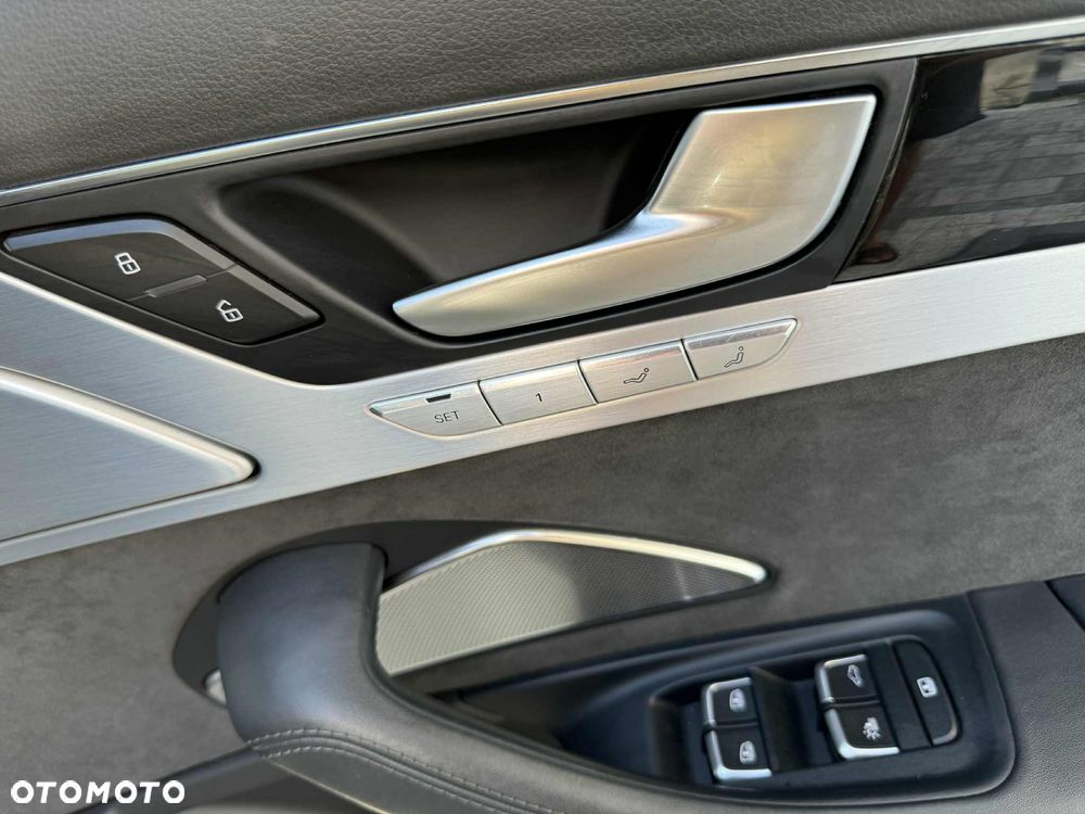 Audi A8 3.0 TDI clean diesel L Quattro - 33