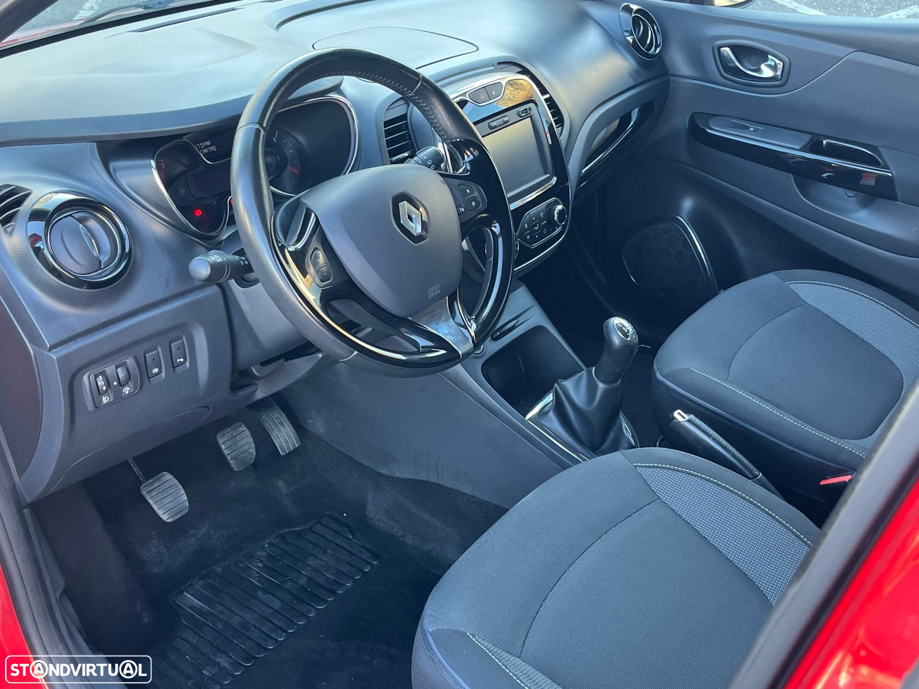 Renault Captur 0.9 TCE - 12