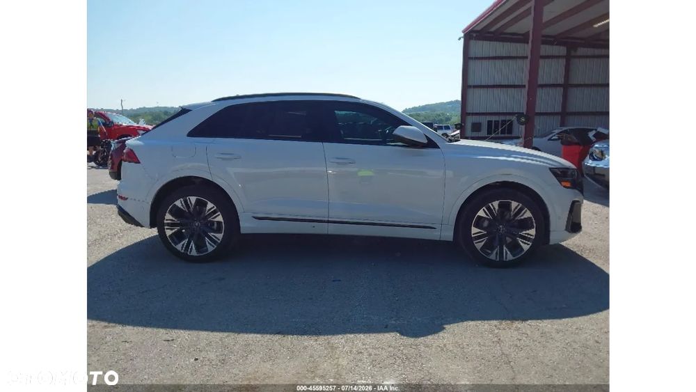 Audi Q8 55 TFSI quattro tiptronic - 6