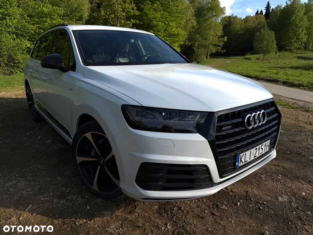 Audi Q7 - 1