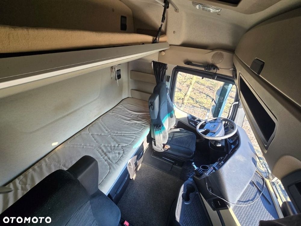 Mercedes-Benz actros2542 - 9