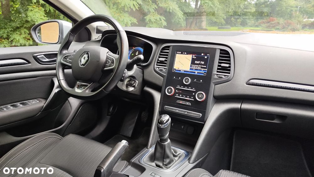 Renault Megane ENERGY TCe 100 EXPERIENCE - 30