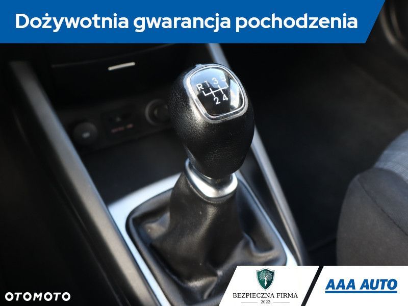 Kia Ceed - 11