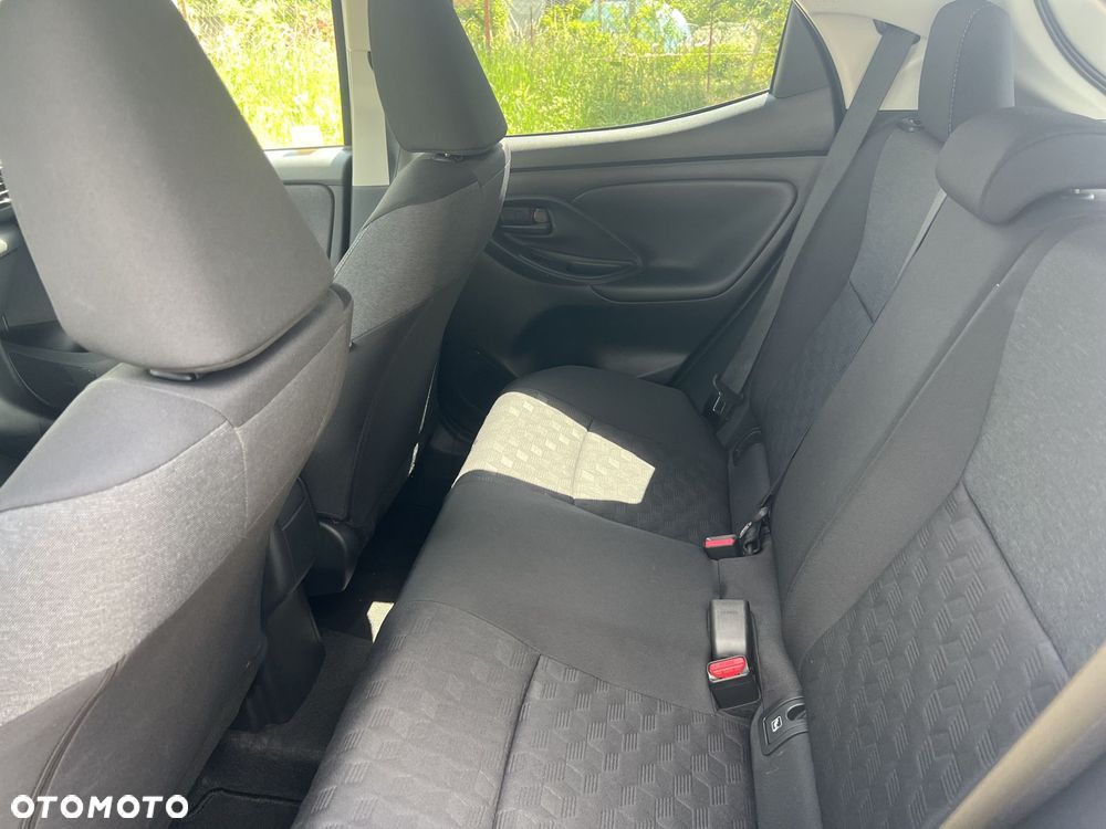 Toyota Yaris Hybrid 1.5 Style - 14