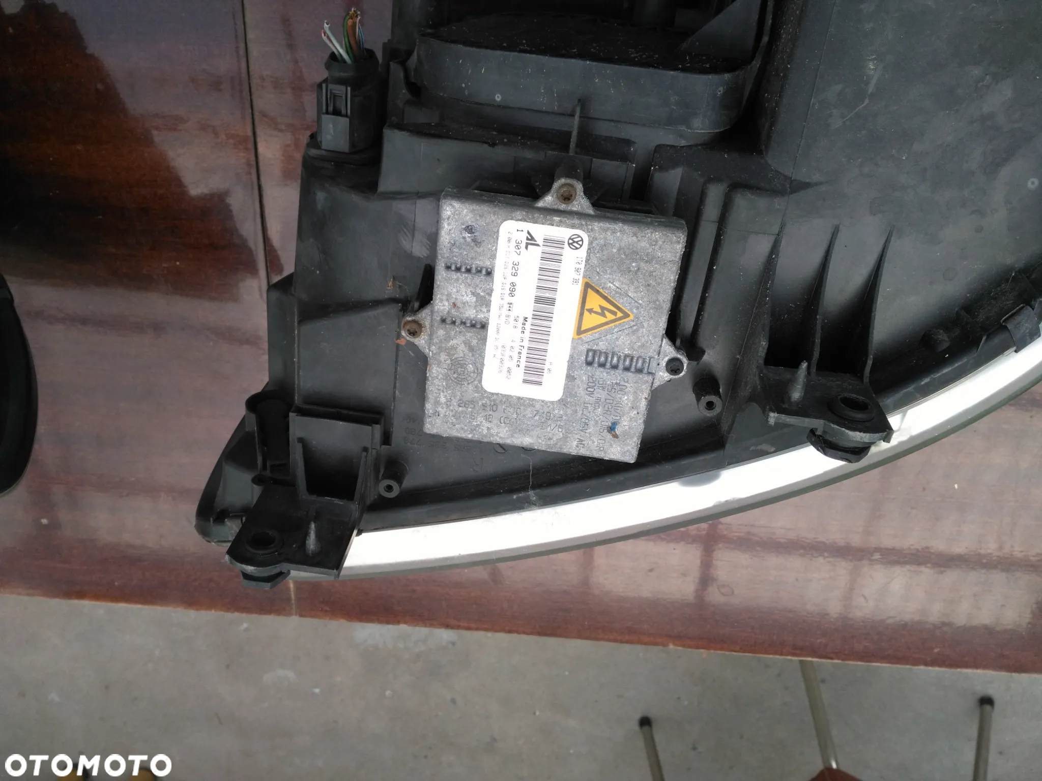 lampy przód vw touran xenon - 9