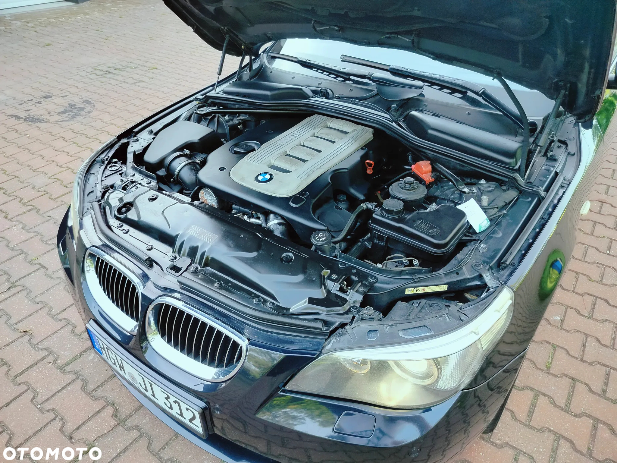 BMW Seria 5 535d - 38