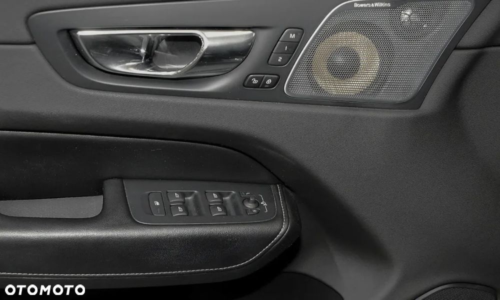 Volvo XC 60 T6 AWD Geartronic Inscription - 22
