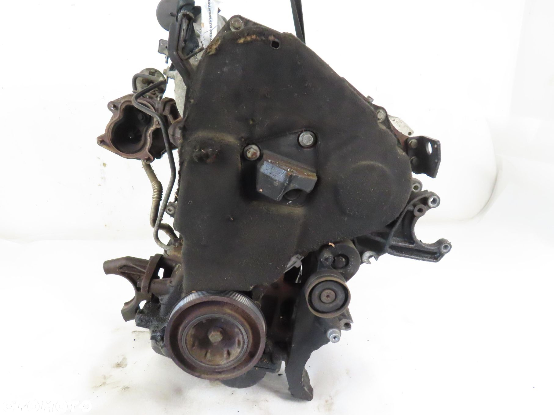 SILNIK MITSUBISHI CARISMA 1.9 DI-D  F9Q1 - 3