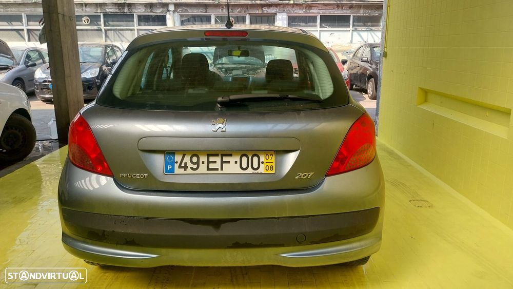 Peugeot 207 1.4 HDi Premium - 19
