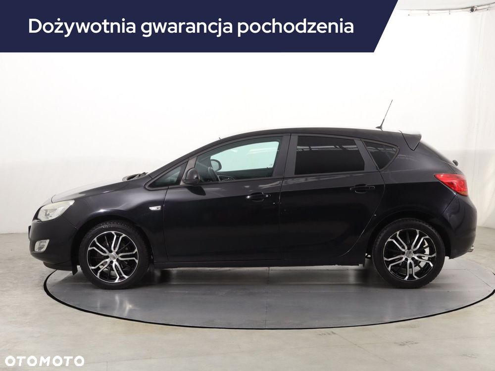 Opel Astra - 4