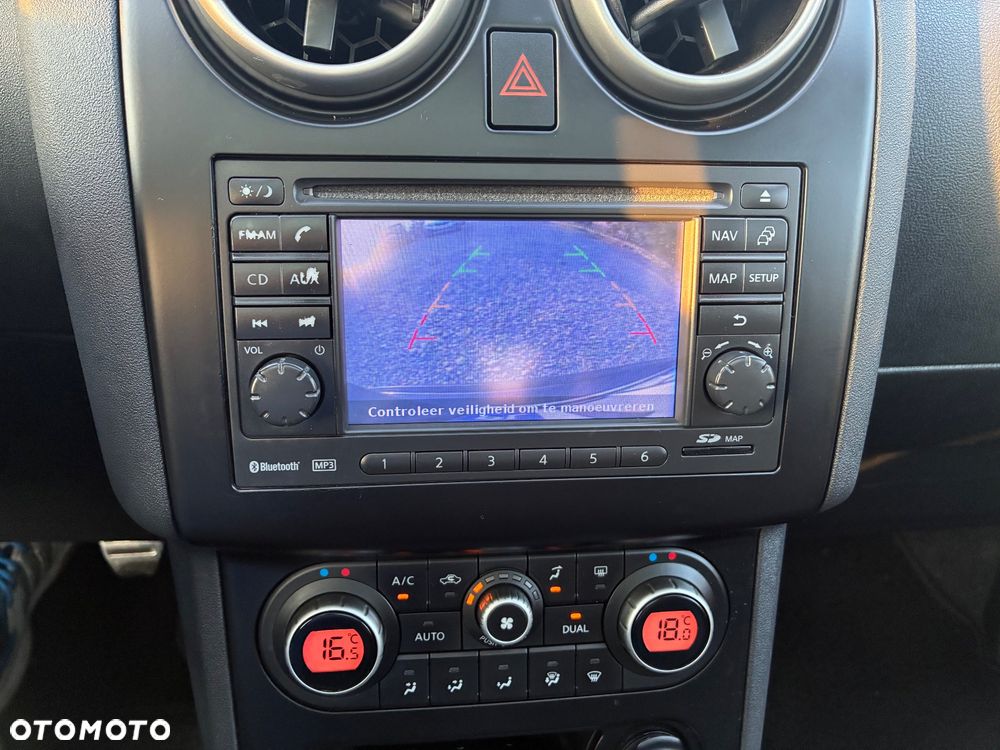Nissan Qashqai 1.6 visia - 15