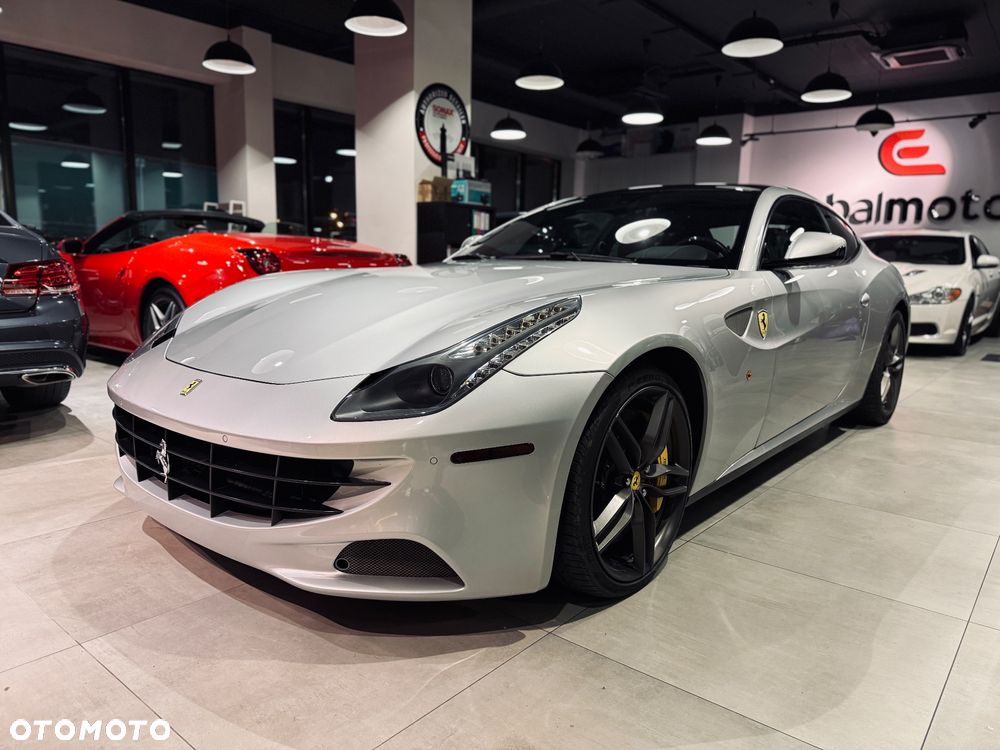 Ferrari FF Standard - 1