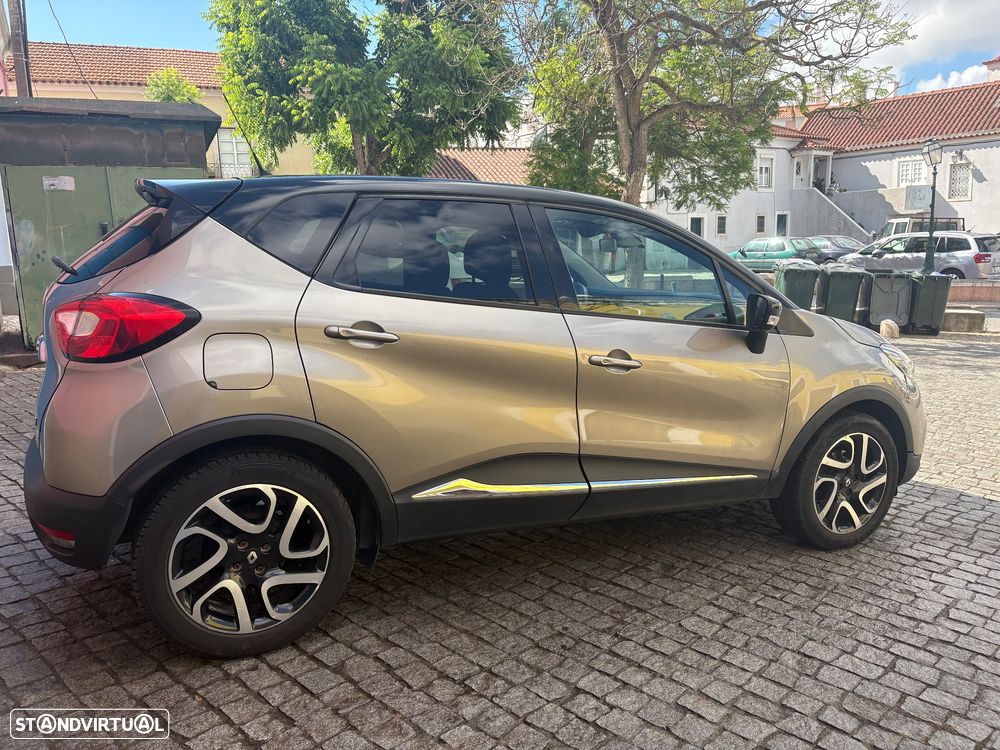 Renault Captur 1.5 dCi Exclusive - 10