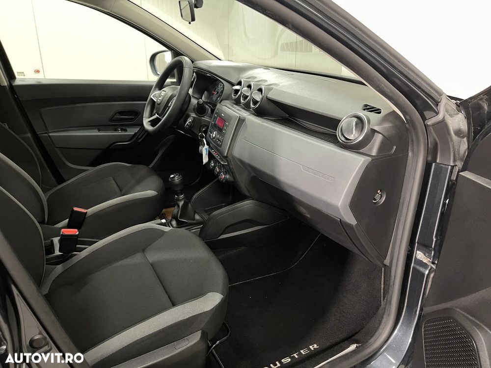 Dacia Duster SCe 115 2WD Essential - 10