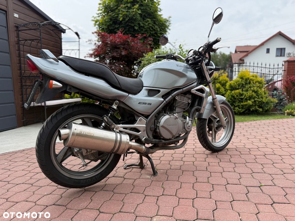 Kawasaki ER - 2