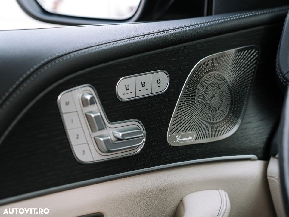 Mercedes-Benz GLS - 36