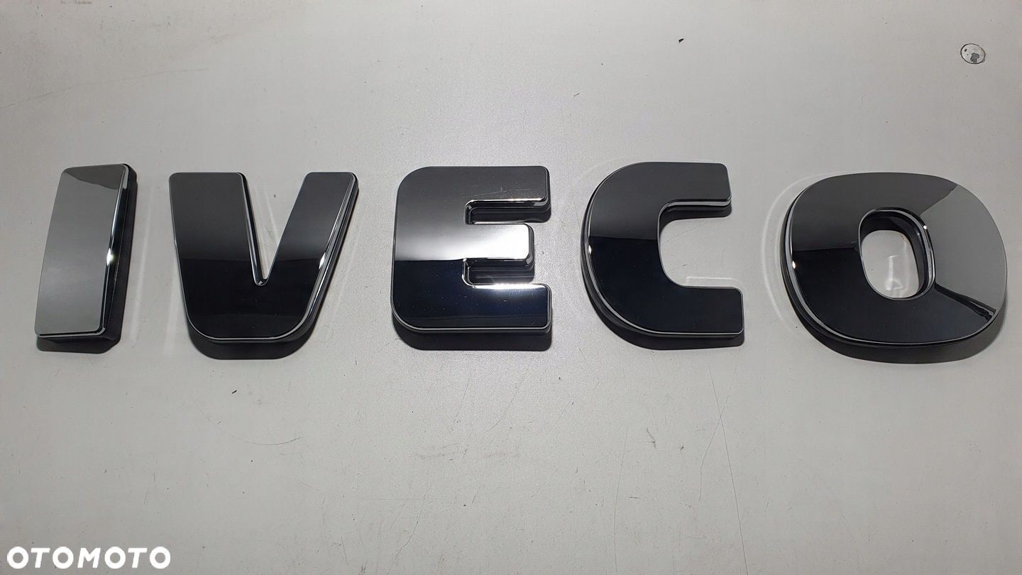 Emblemat Litera Litery Maska Maski Logo Iveco Stralis Hi-Way - 1