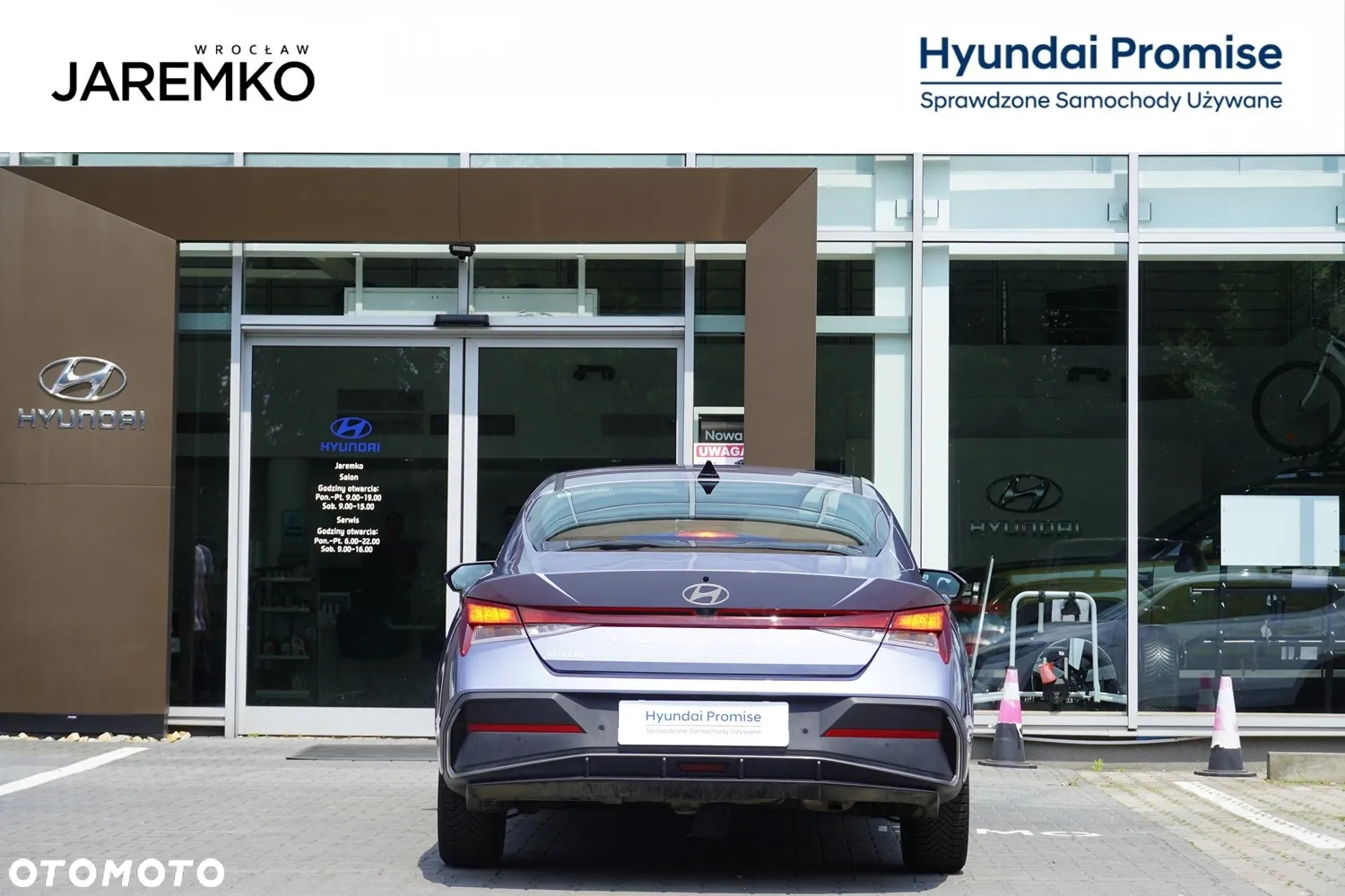 Hyundai Elantra 1.6 Modern - 32