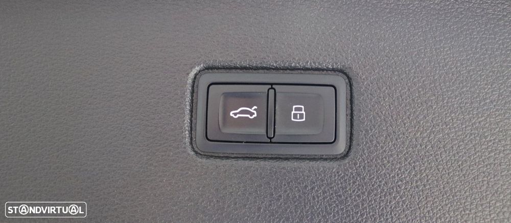 Audi Q7 3.0 TDI quattro tiptronic 7L - 46