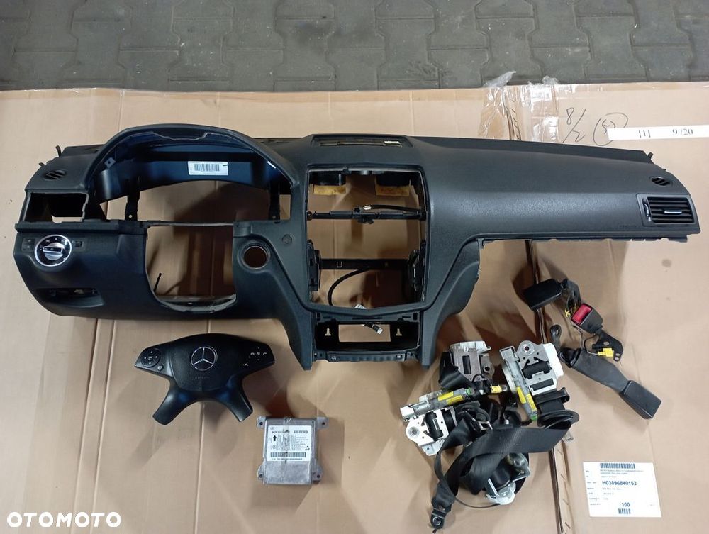 MERCEDES W204 C KLASA KONSOLA AIRBAG PASY SCHOWEK KOMPLET PRZEDLIFT EUROPA - 1