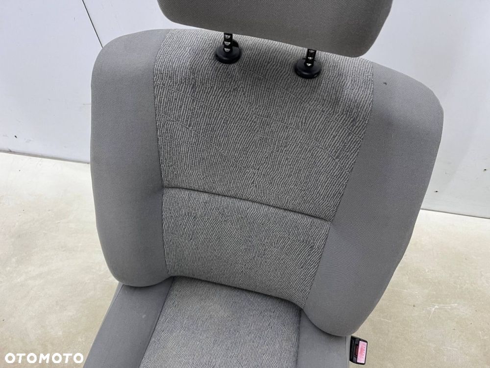 Fotele Dacia Logan 1 I 05-14r. prawy przedni fotel pasażera - 9