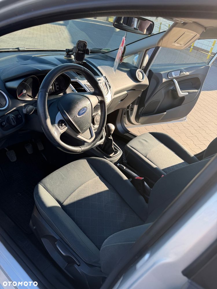 Ford Fiesta 1.25 Trend EU5 - 14