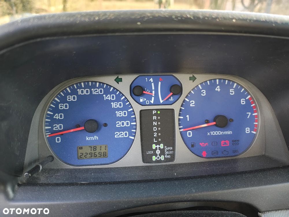 Mitsubishi Pajero Pinin - 7