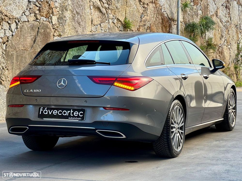 Mercedes-Benz CLA 180 7G-DCT Progressive - 23