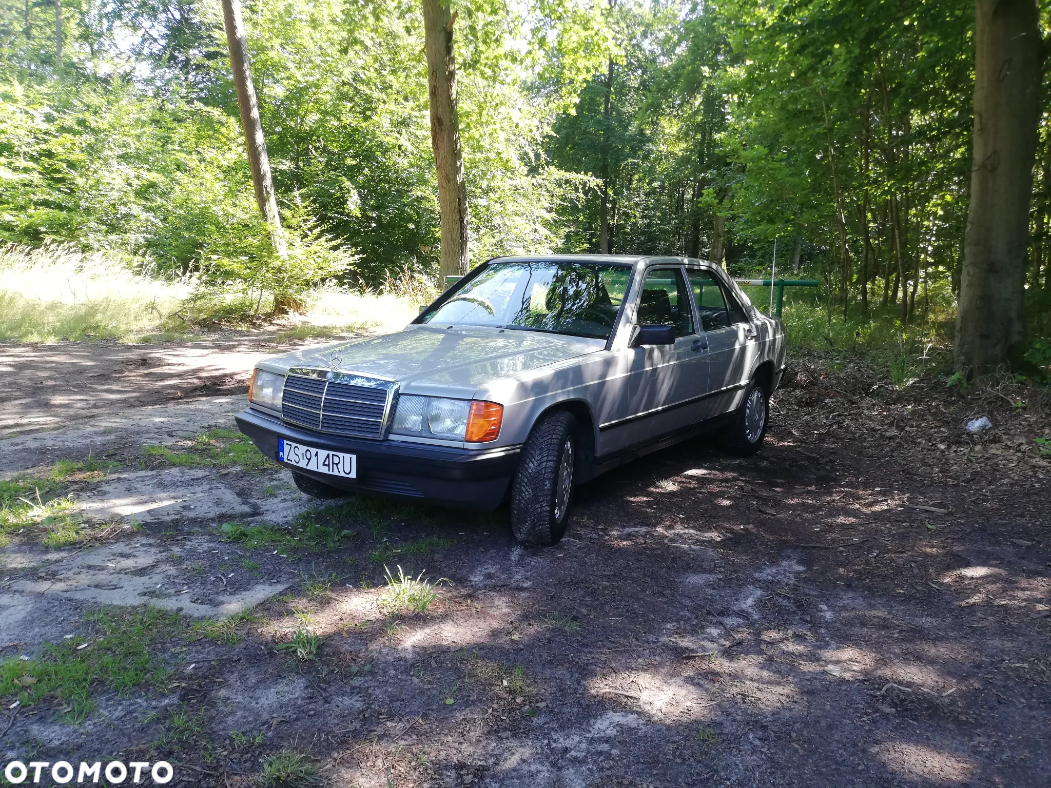 Mercedes-Benz W201 (190) - 17