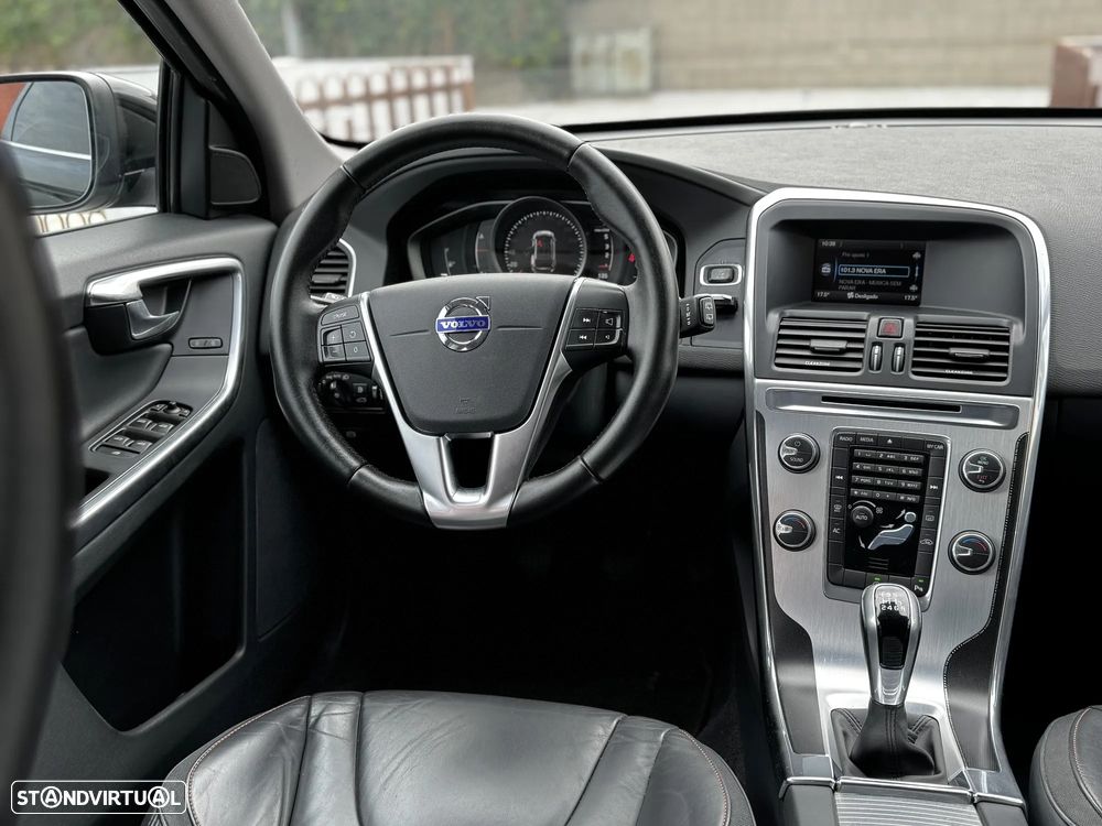 Volvo XC 60 2.0 D3 VOR - 14