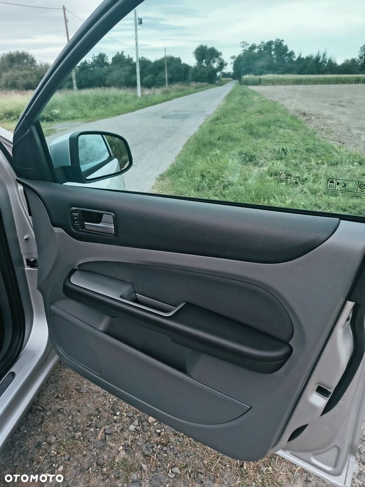 Ford Focus - 26