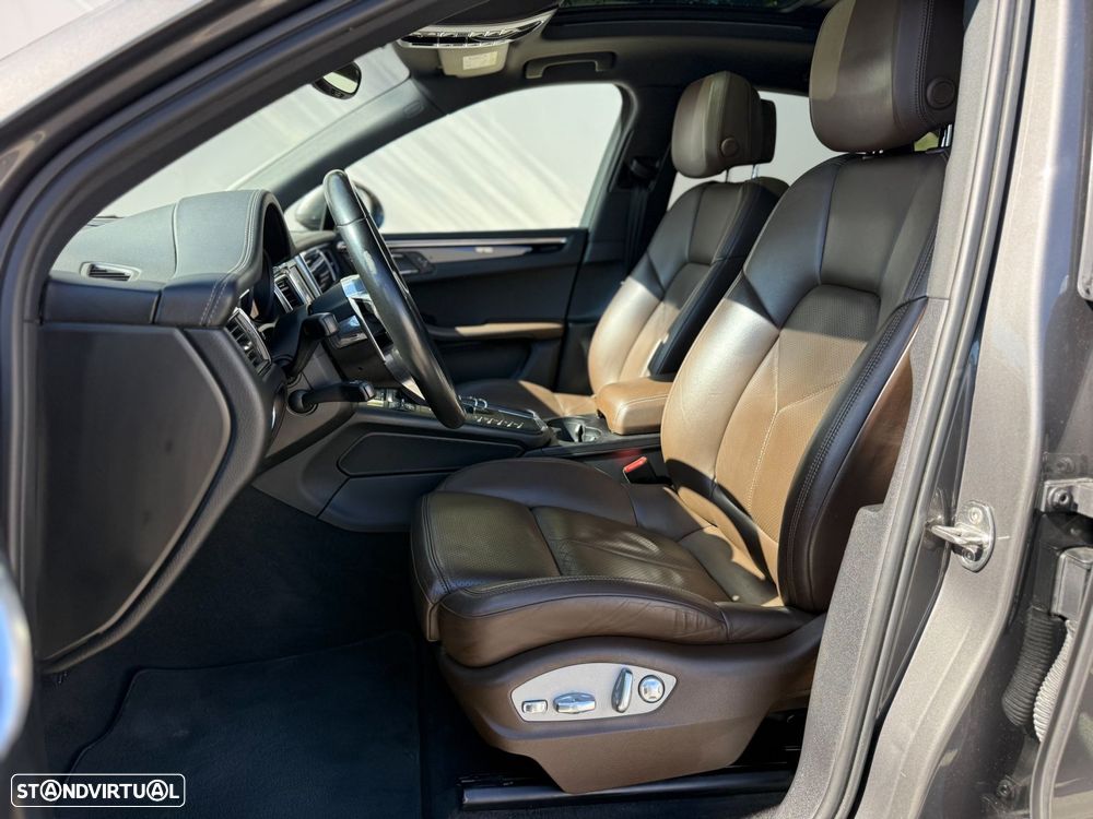 Porsche Macan S - 25