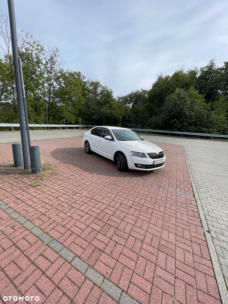 Skoda Octavia 1.6 TDI DPF DSG Sport Edition - 3