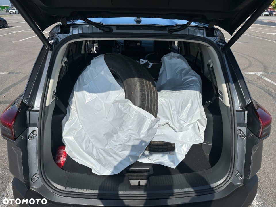 Nissan X-Trail - 8