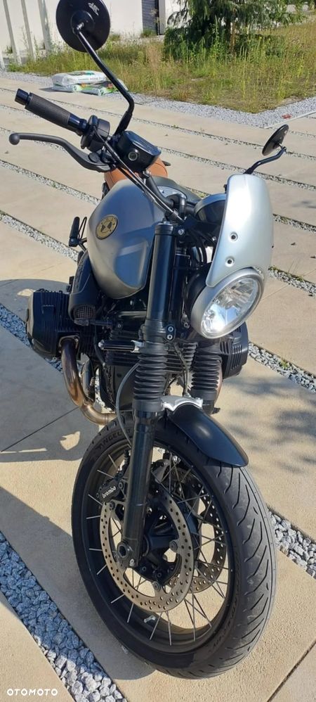BMW R - 11