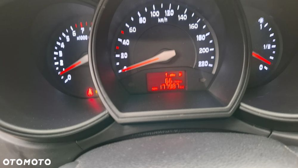 Kia Rio 1.2 Dream Team Edition - 15