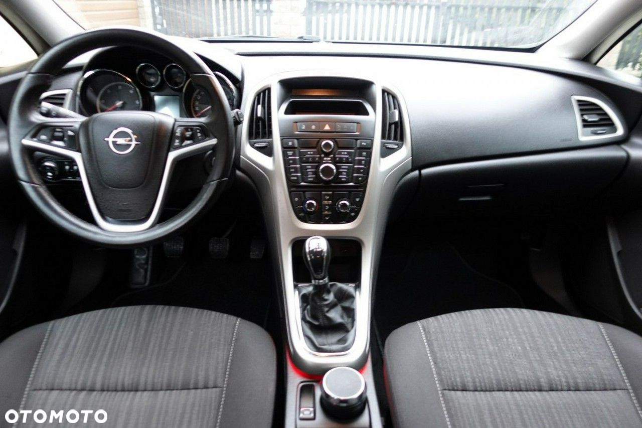 Opel Astra - 14