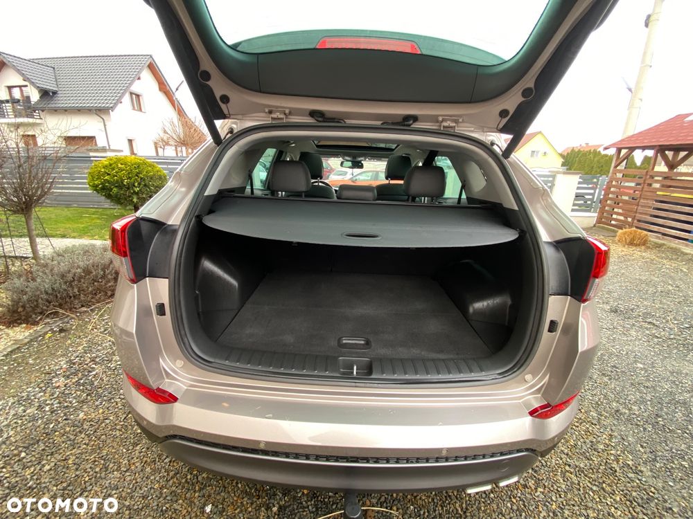 Hyundai Tucson 2.0 CRDI 4WD Premium - 28