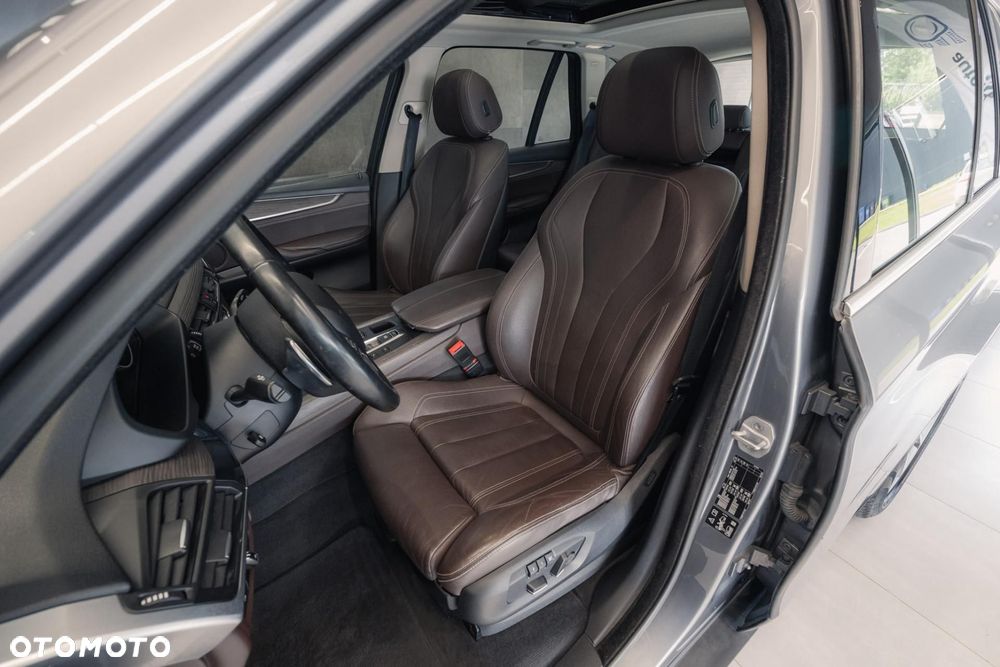BMW X5 xDrive40d - 13