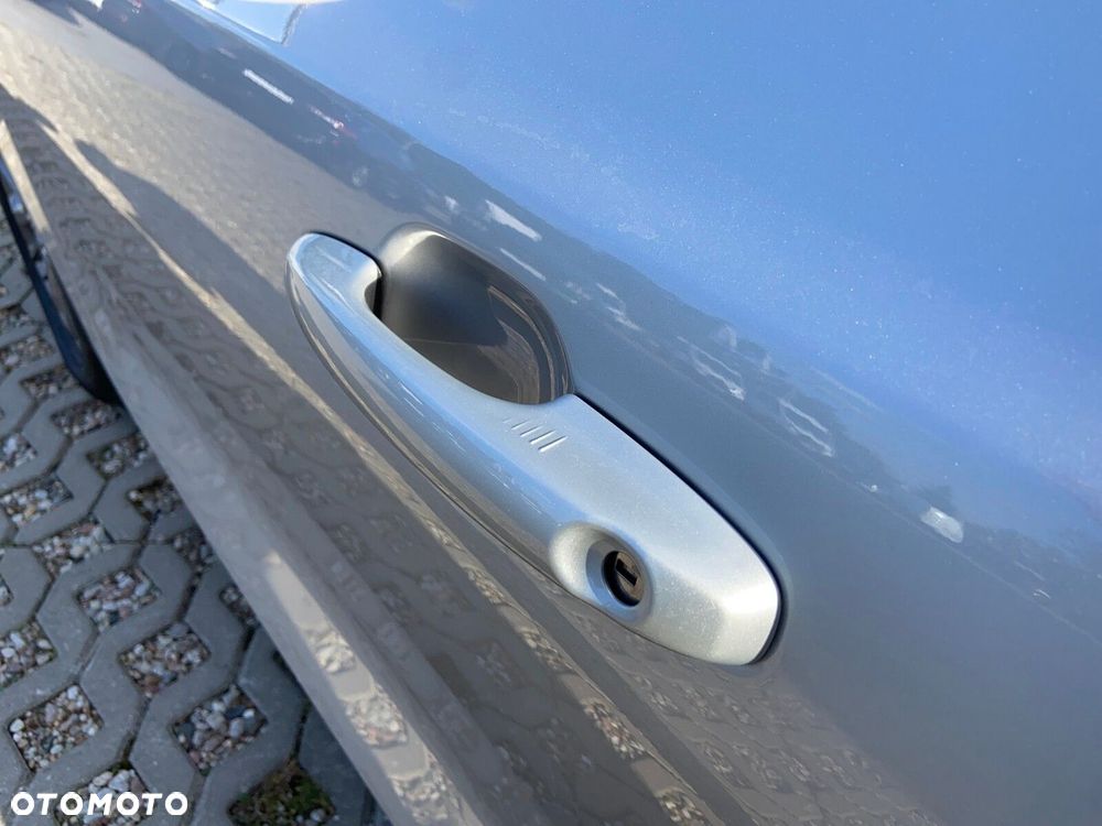 Ford Focus 1.0 EcoBoost Titanium X - 32