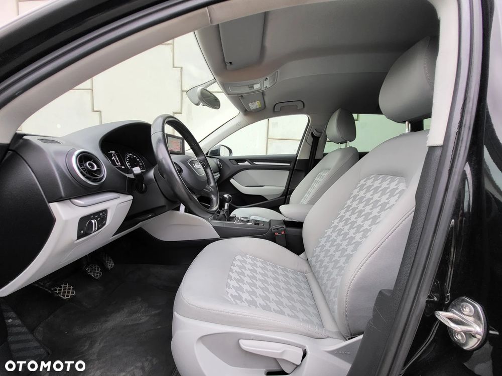 Audi A3 Sportback - 7
