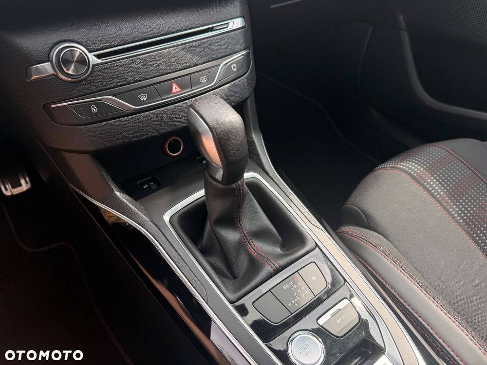 Peugeot 308 PureTech 130 GPF EAT8 Stop & Start GT Pack - 13