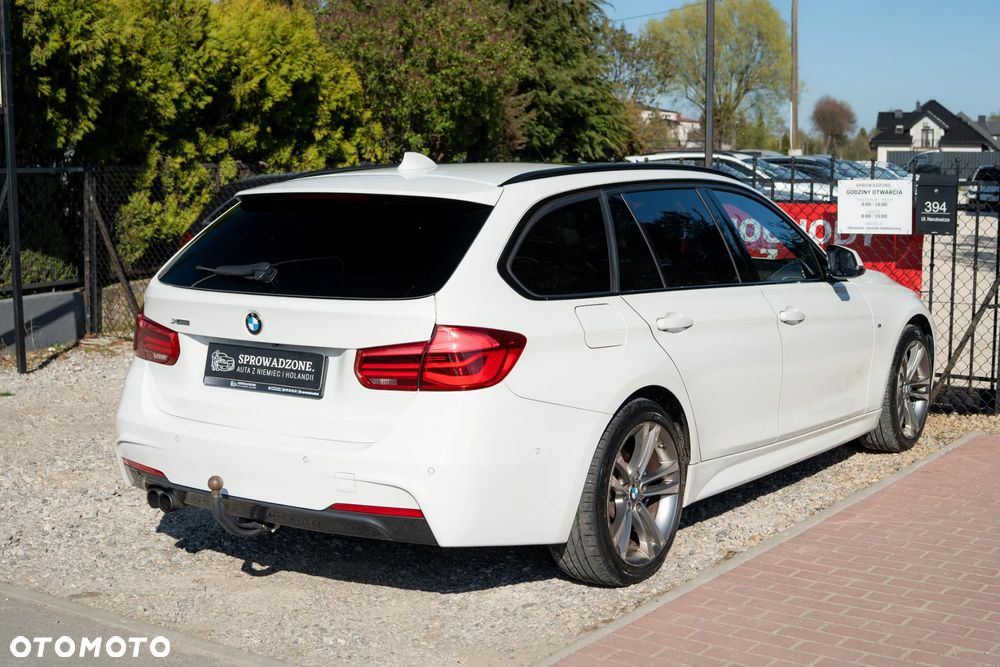 BMW Seria 3 320i xDrive Edition M Sport Shadow - 34